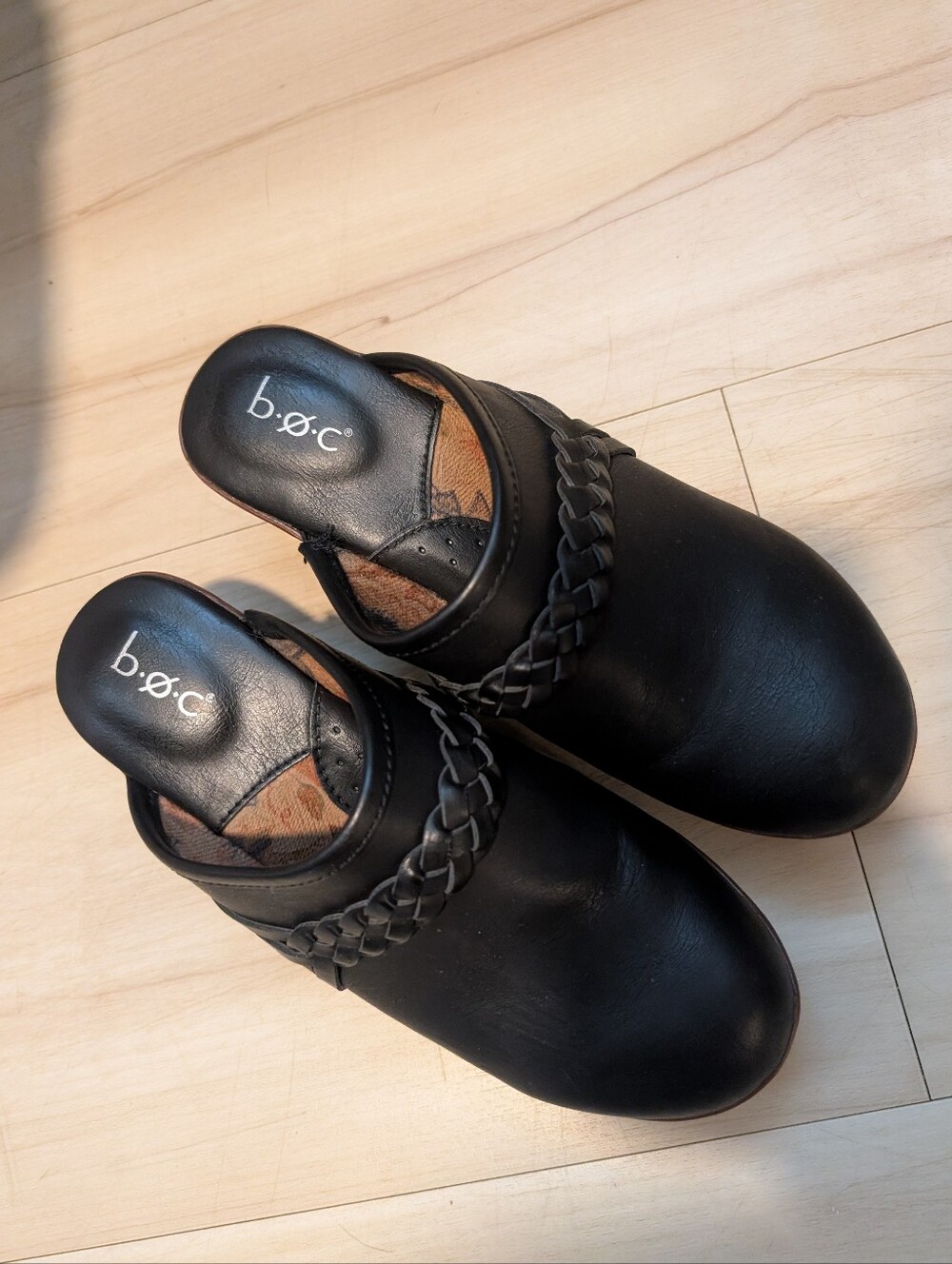 Boc By Born Women's Journi Black Leather Boho Cottage Clog Shoes - Picture 4 of 6